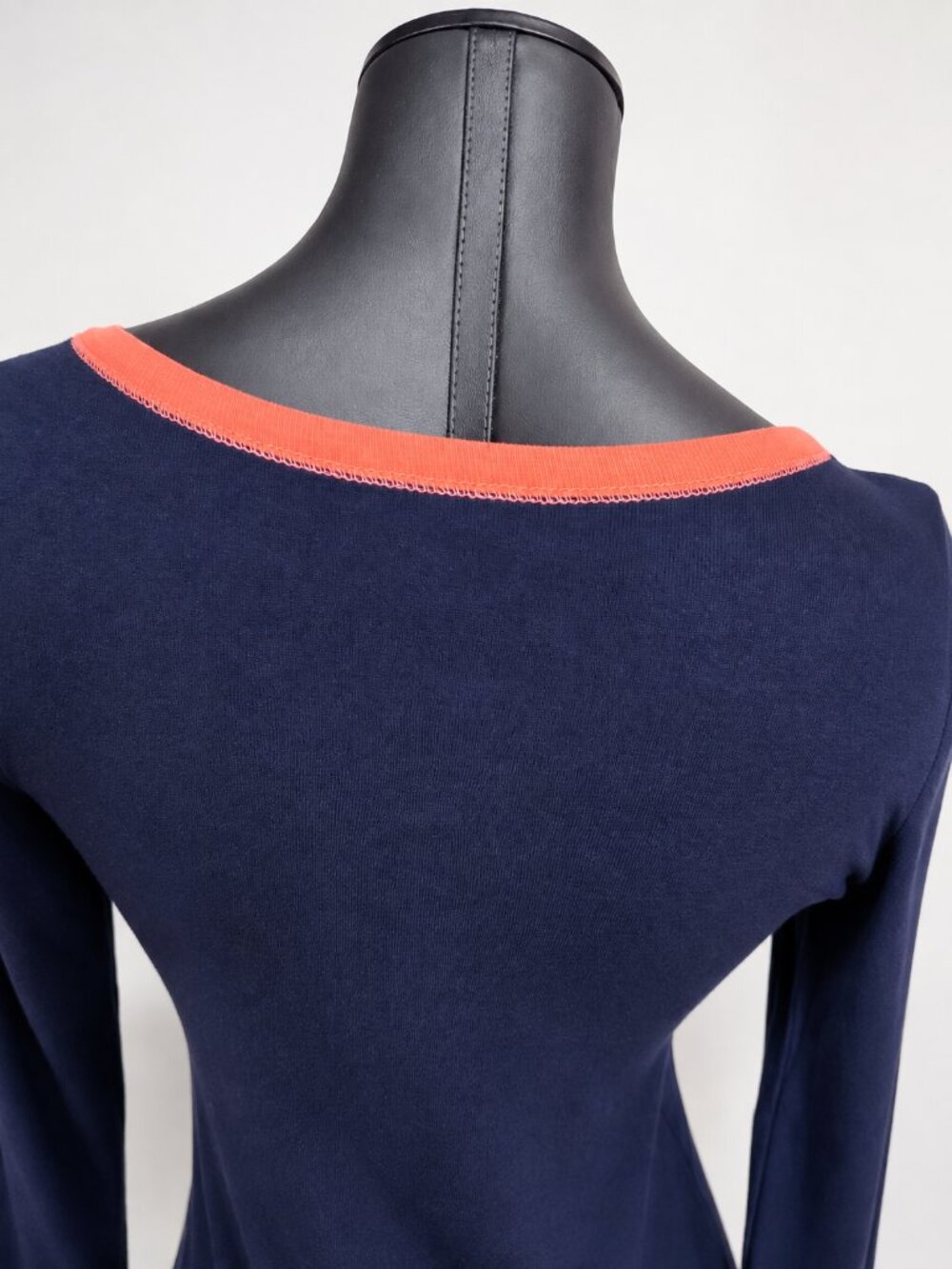 Gap The Bowery Super Soft Boatneck Top Size S Navy Blue Coral Trim NWT - Picture 7 of 9